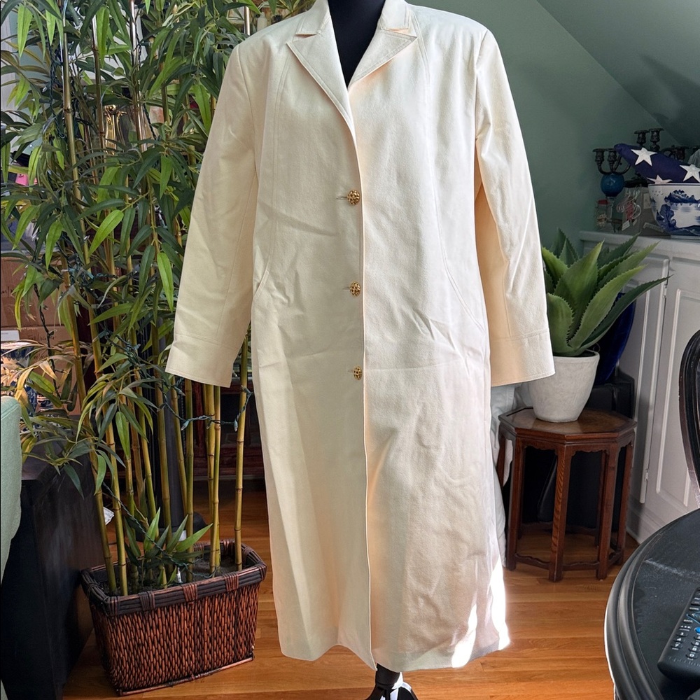 Classic Cream Women's Trench Coat